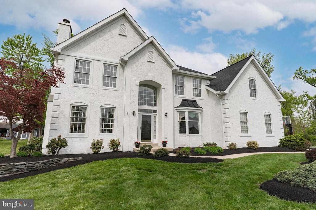 694 MISTY HOLLOW, Maple Glen, PA 19002