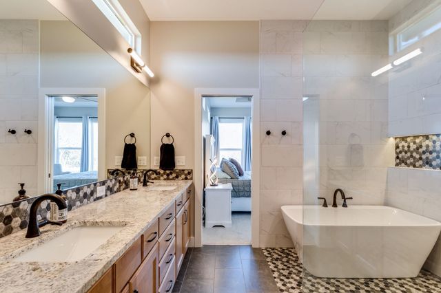 2830 E Kay St, Derby, KS 67037