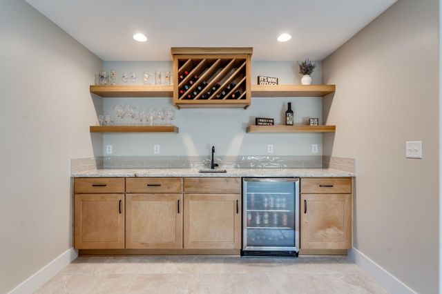 2830 E Kay St, Derby, KS 67037