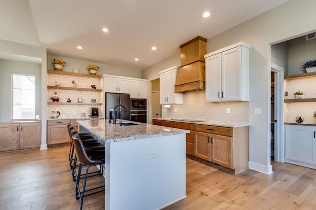 2830 E Kay St, Derby, KS 67037