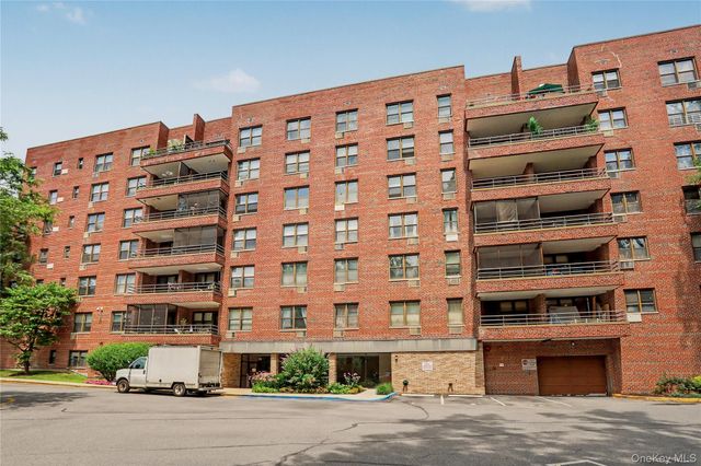 70 Barker Street 200, Mount Kisco, NY 10549