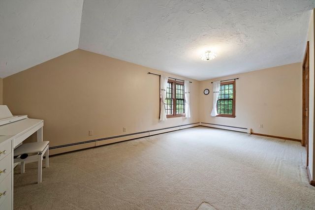 9 Rice Ave., Northborough, MA 01532