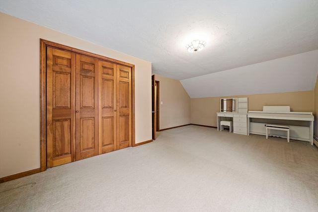 9 Rice Ave., Northborough, MA 01532