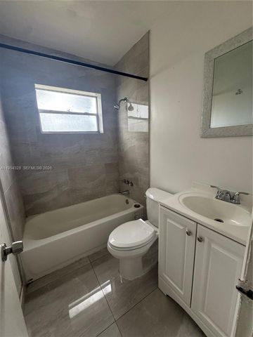 2505 NW 13th Ct 2, Fort Lauderdale, FL 33311