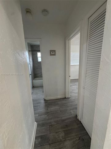 2505 NW 13th Ct 2, Fort Lauderdale, FL 33311