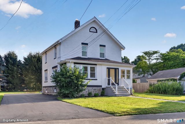 11 Hendrie Court, Stamford, CT 06902
