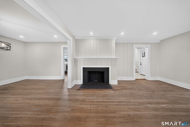 11 Hendrie Court, Stamford, CT 06902