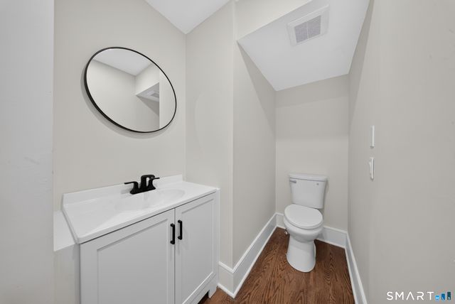 11 Hendrie Court, Stamford, CT 06902