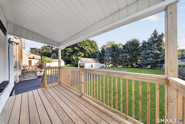 11 Hendrie Court, Stamford, CT 06902