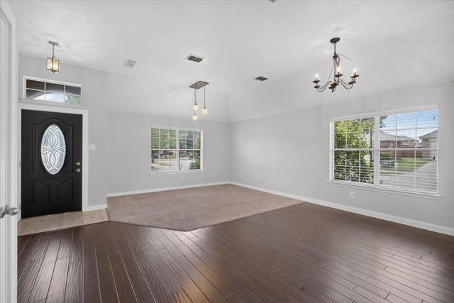 4034 Heavenly Way, Heartland, TX 75126