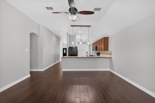 4034 Heavenly Way, Heartland, TX 75126