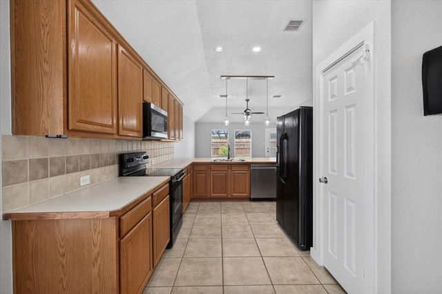 4034 Heavenly Way, Heartland, TX 75126
