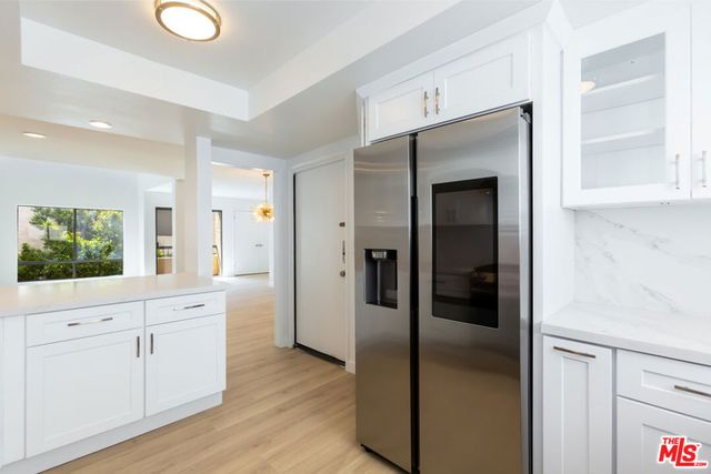 1738 S Bentley Avenue 302, Los Angeles, CA 90025