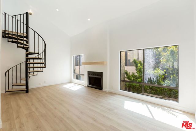 1738 S Bentley Avenue 302, Los Angeles, CA 90025