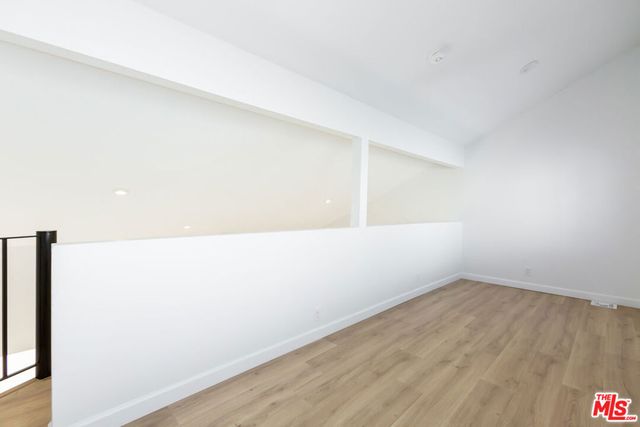 1738 S Bentley Avenue 302, Los Angeles, CA 90025