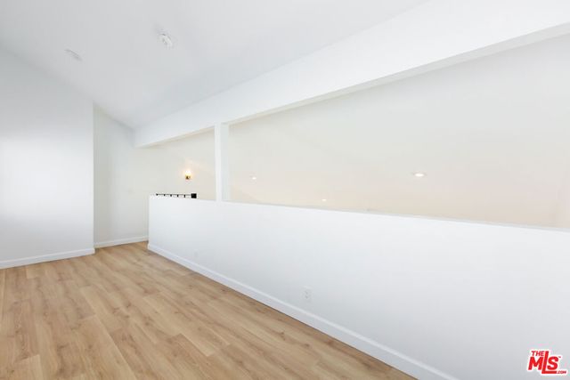 1738 S Bentley Avenue 302, Los Angeles, CA 90025
