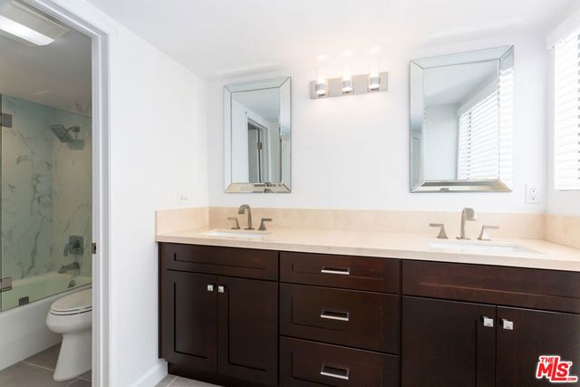 1738 S Bentley Avenue 302, Los Angeles, CA 90025