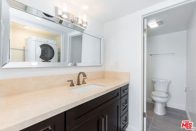 1738 S Bentley Avenue 302, Los Angeles, CA 90025