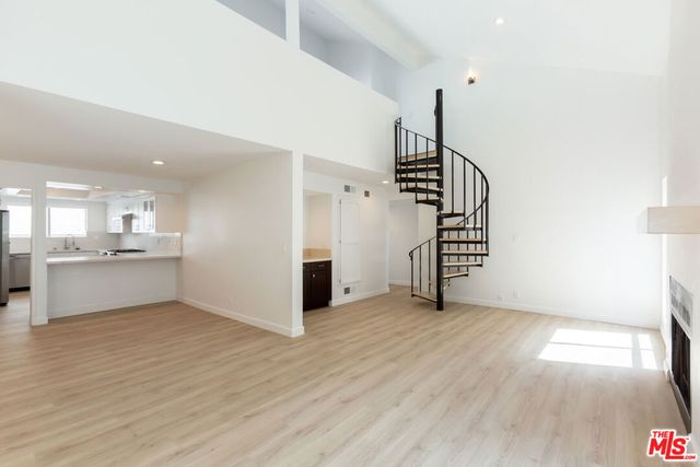 1738 S Bentley Avenue 302, Los Angeles, CA 90025