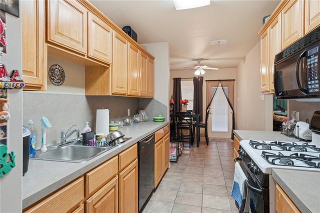 326 Oleander Ave, Corpus Christi, TX 78404