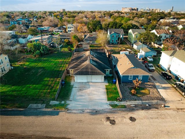 326 Oleander Ave, Corpus Christi, TX 78404