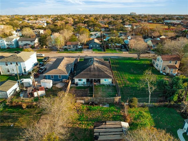 326 Oleander Ave, Corpus Christi, TX 78404