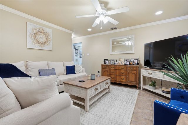 326 Oleander Ave, Corpus Christi, TX 78404