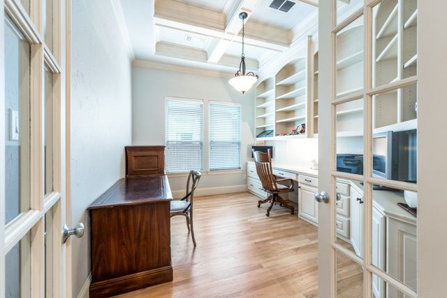 2209 Shakespeare Street, Carrollton, TX 75010