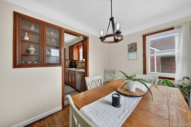 12984 Callender Street, Southgate, MI 48195