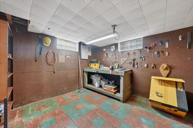 12984 Callender Street, Southgate, MI 48195