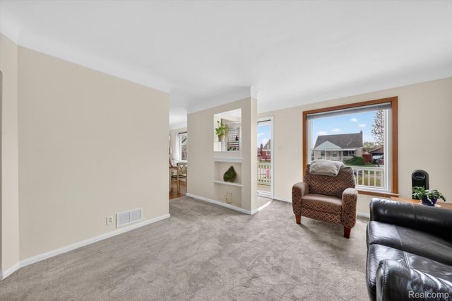 12984 Callender Street, Southgate, MI 48195