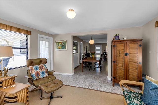 2440 VALENCIA DRIVE, Sarasota, FL 34239