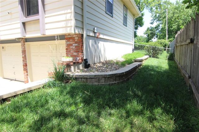 11200 W 51st Terrace, Shawnee, KS 66203