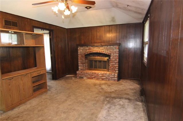 11200 W 51st Terrace, Shawnee, KS 66203