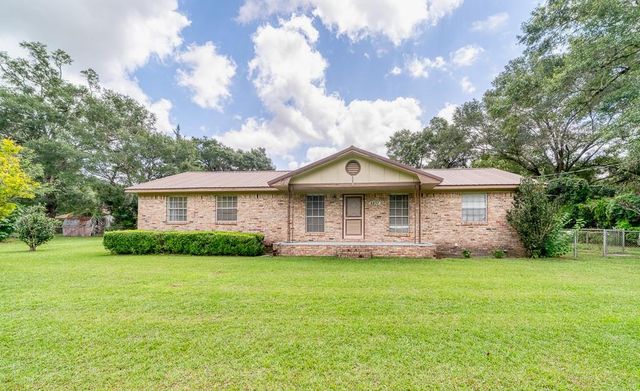 8837 Viana Street E, Mobile, AL 36541
