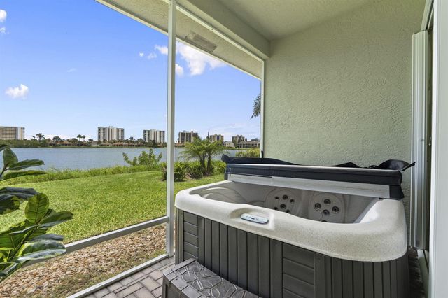 3320 Caracal Drive, Fort Pierce, FL 34949