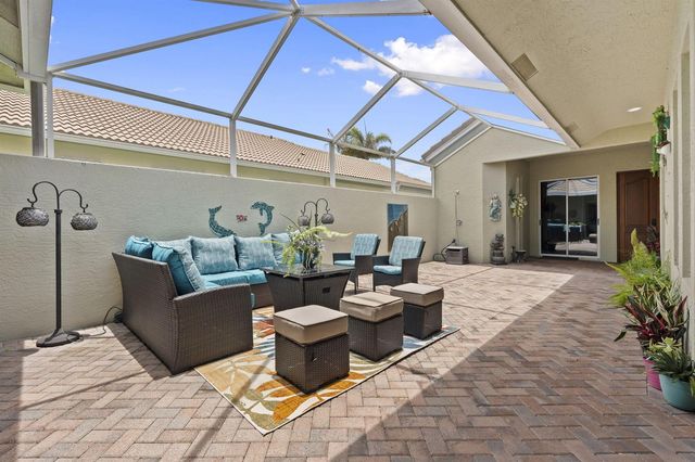 3320 Caracal Drive, Fort Pierce, FL 34949