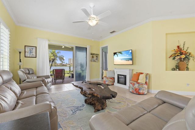 3320 Caracal Drive, Fort Pierce, FL 34949