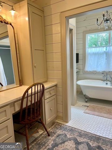 182 Rogers Street, Hazlehurst, GA 31539