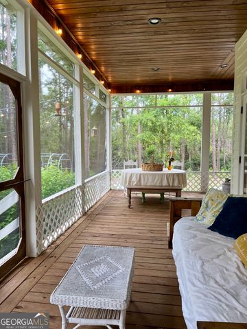 182 Rogers Street, Hazlehurst, GA 31539