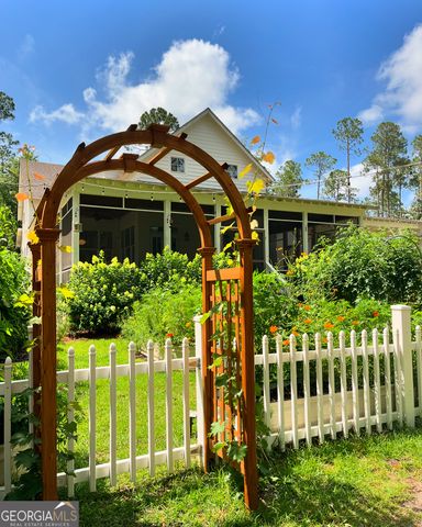 182 Rogers Street, Hazlehurst, GA 31539