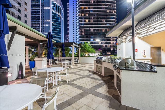 999 SW 1st Avenue 1114, Miami, FL 33130