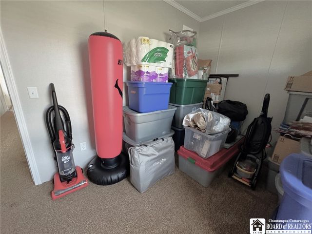 12593 Alleghany Road, Hanover, NY 14136