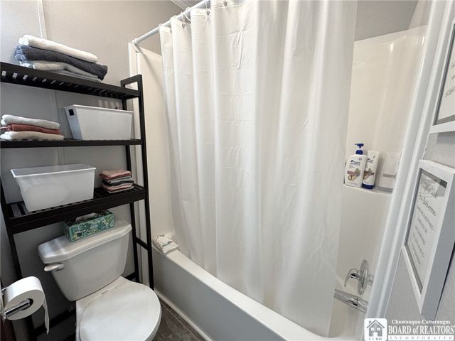 12593 Alleghany Road, Hanover, NY 14136