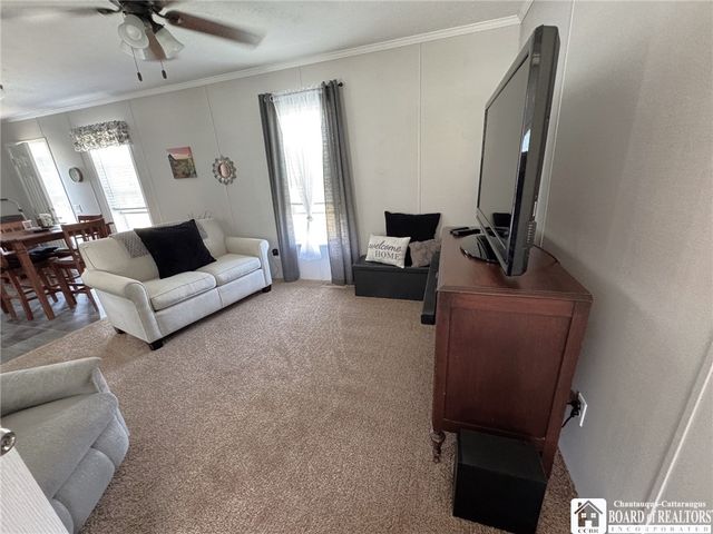 12593 Alleghany Road, Hanover, NY 14136