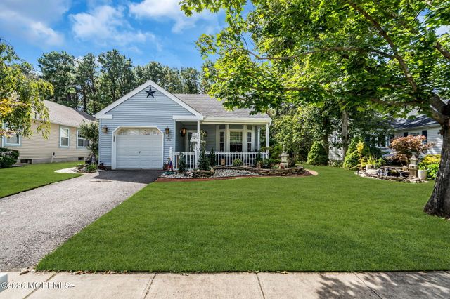 2309 Mount Hood Lane, Toms River, NJ 08753