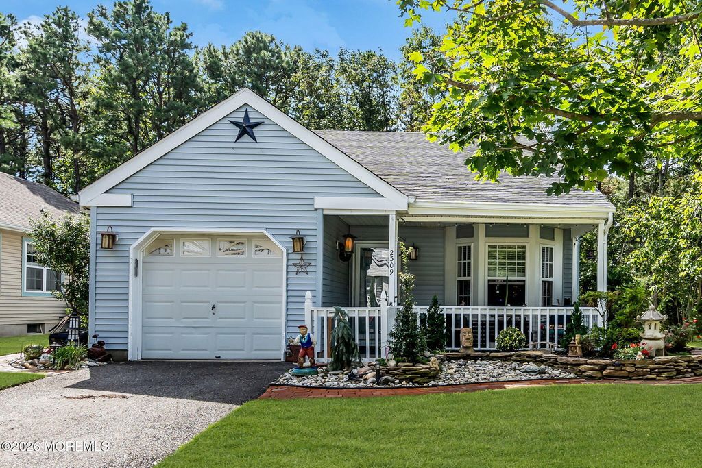 2309 Mount Hood Lane, Toms River, NJ 08753