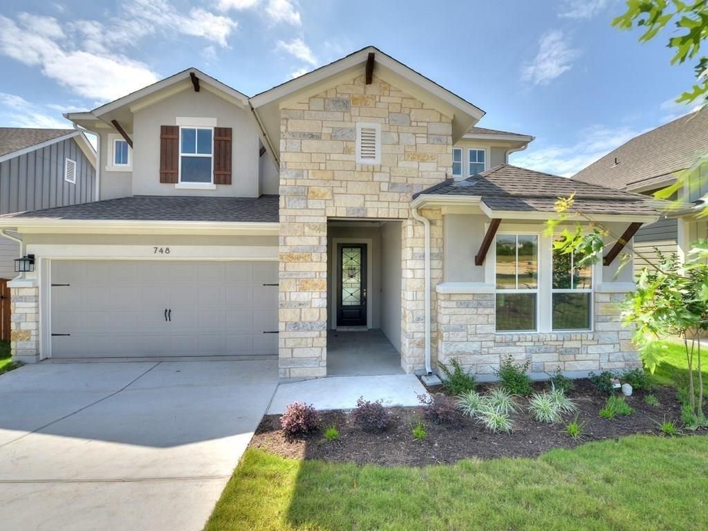 748 Hazy Hills LOOP, Dripping Springs, TX 78620