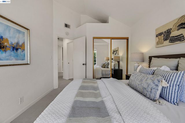 4290 Tiburon Dr, Fremont, CA 94555