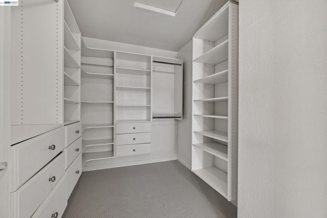 4290 Tiburon Dr, Fremont, CA 94555